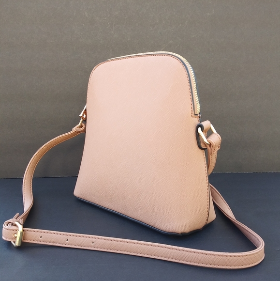 NWOT ISABELLE VEGAN CROSSBODY SHOULDER BAG PURSE - Picture 3 of 8